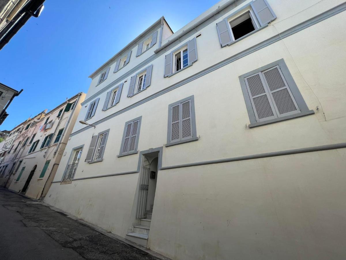 Ferienwohnung Quirky 1Br Just Off Main Street Prime Location Gibraltar Exterior foto